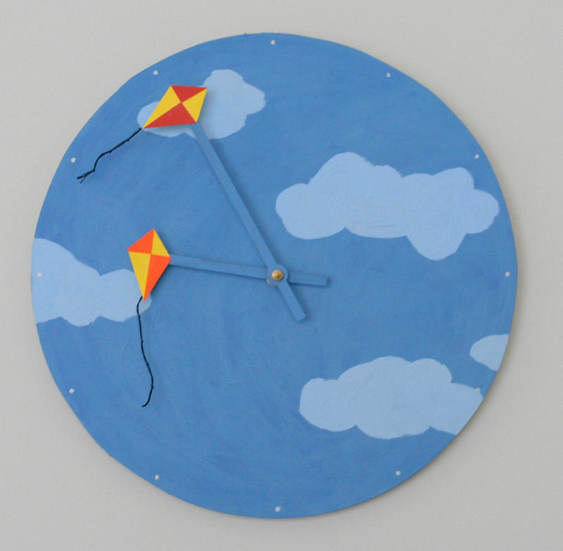 bright kites clock